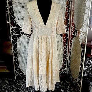 Beautiful Free People Cotton/ Nylon Lined Lace Dress Size 8